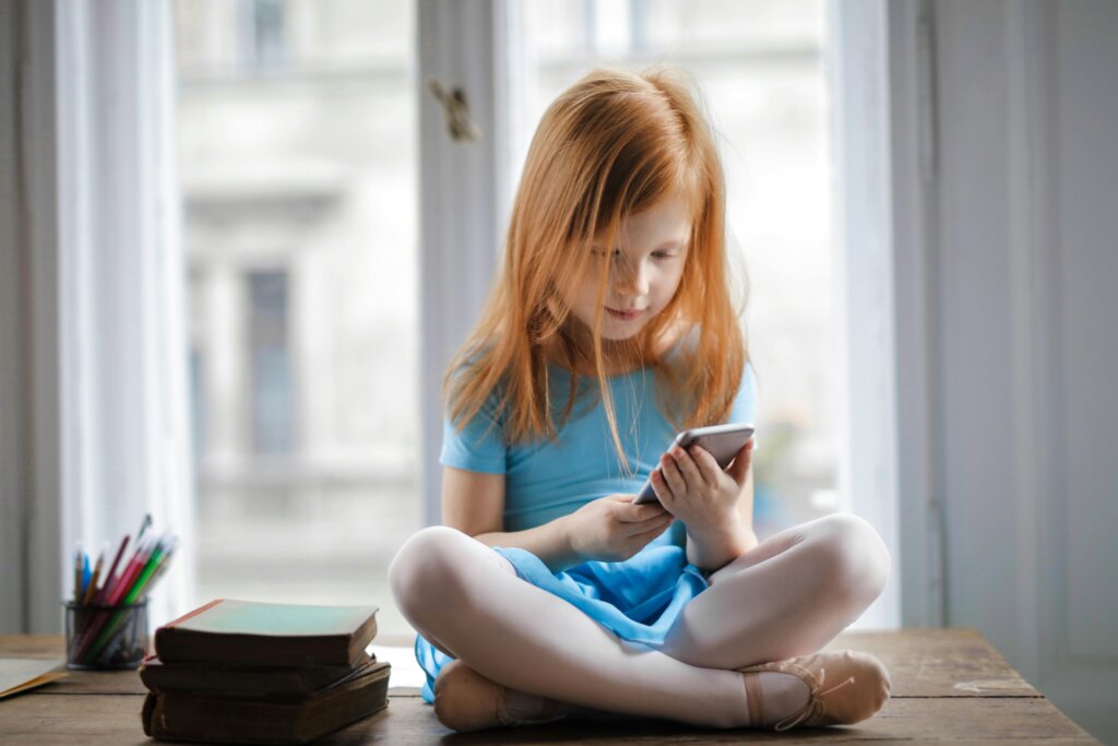 Are mobile phones somehow responsible for psychological disorders qualitative or quantitative