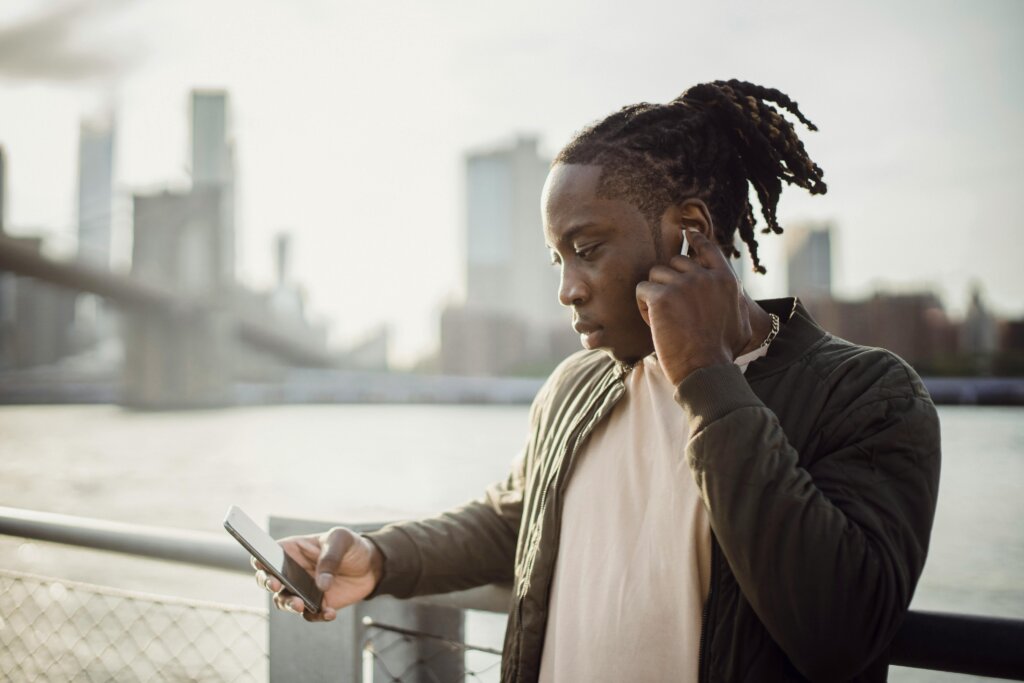 Are mobile phones somehow responsible for psychological disorders qualitative or quantitative