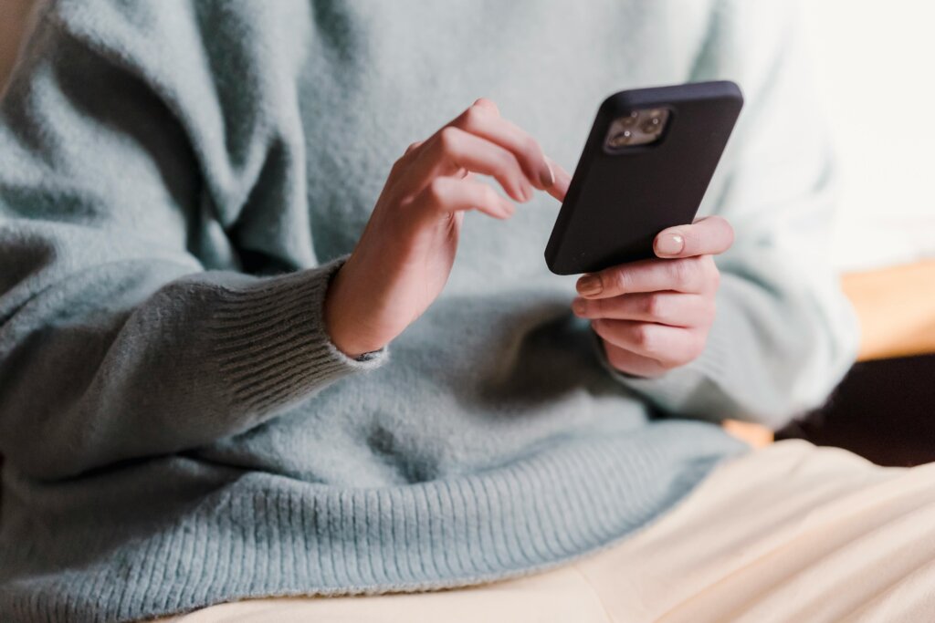 Are mobile phones somehow responsible for psychological disorders qualitative or quantitative